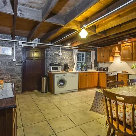 Holiday Homes Killure - Eir05100a-fyb * Goresbridge